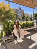 ست وست و شلوار کرم - تصویر 3